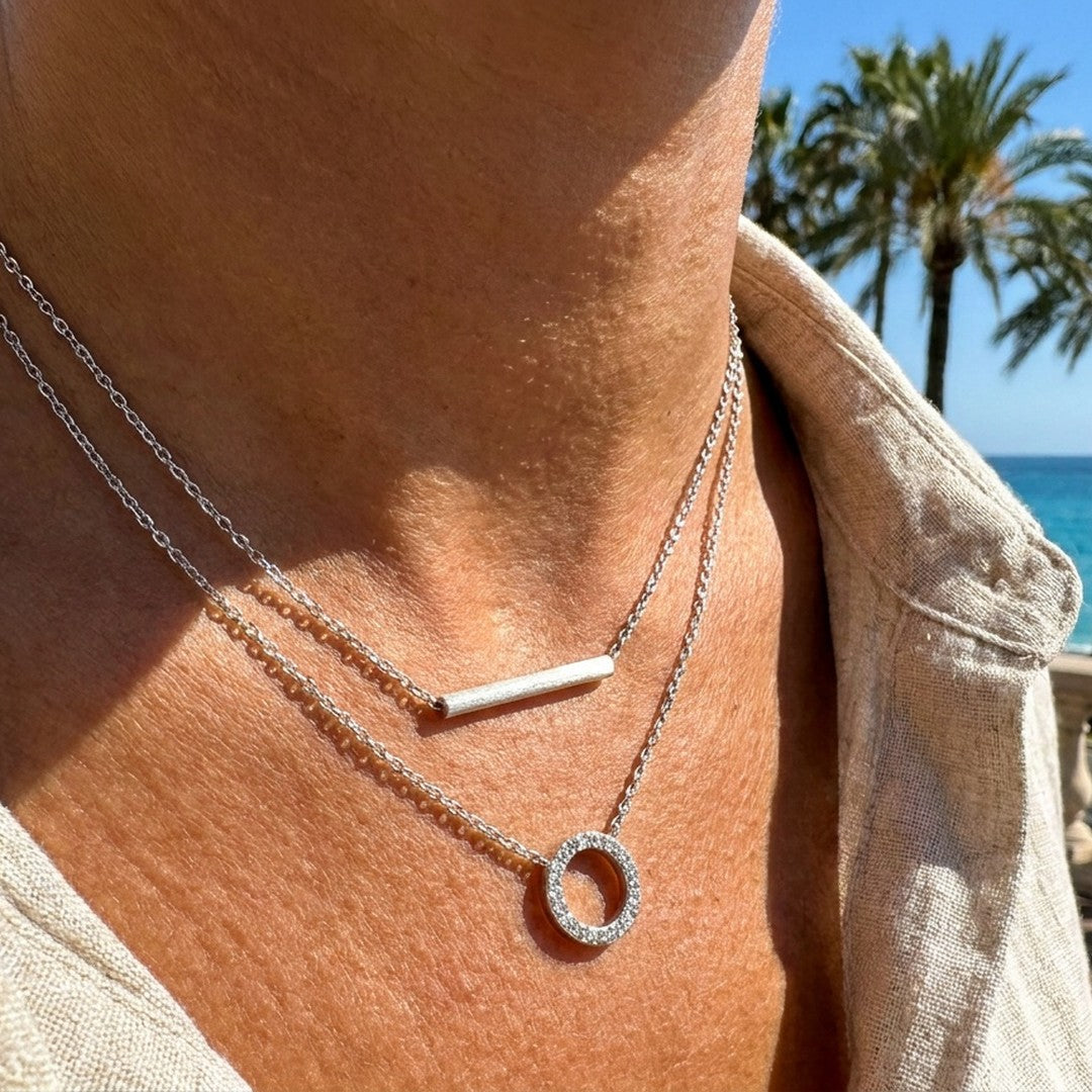 Brushed Silver — Outdoor Closeup
